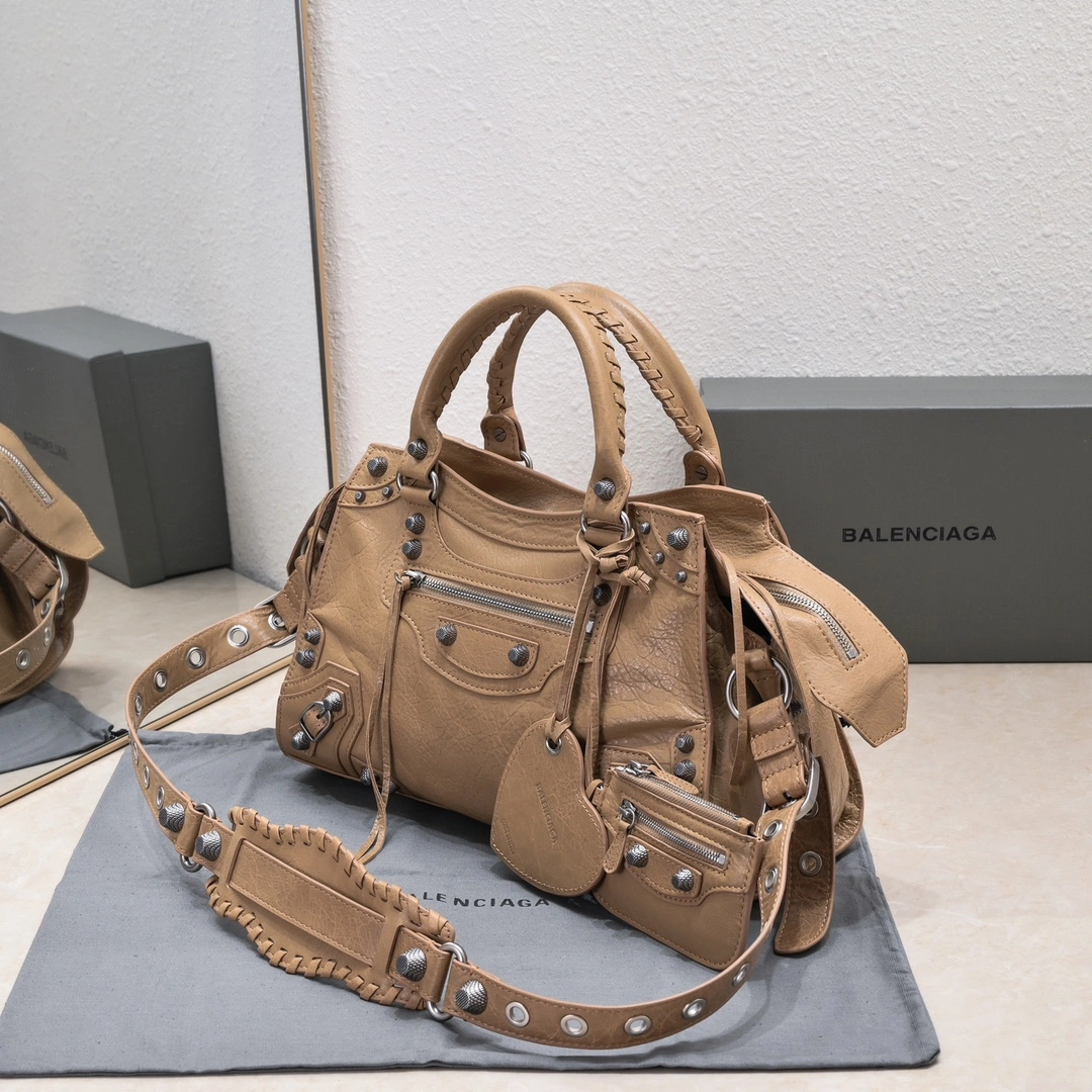 Balenciaga NEO CAGOLE Vintage Leather Motorcycle Bag with Accessories AllSeason 60967