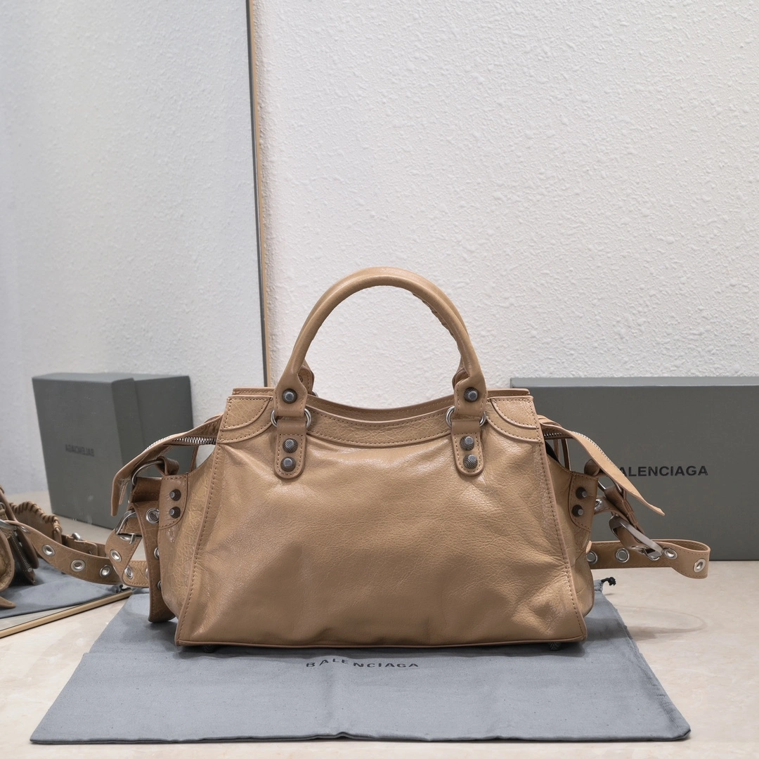 Balenciaga NEO CAGOLE Vintage Leather Motorcycle Bag with Accessories AllSeason 60967