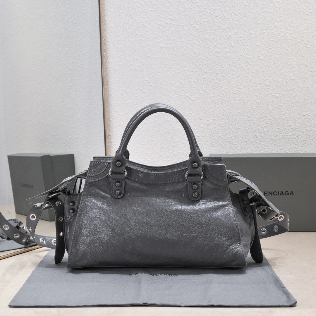 Balenciaga NEO CAGOLE Vintage Sheepskin Motorcycle Bag Attractive 60992