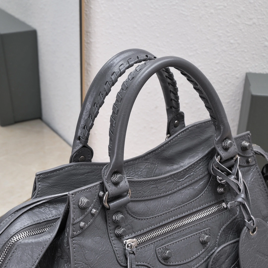 Balenciaga NEO CAGOLE Vintage Sheepskin Motorcycle Bag Attractive 60992