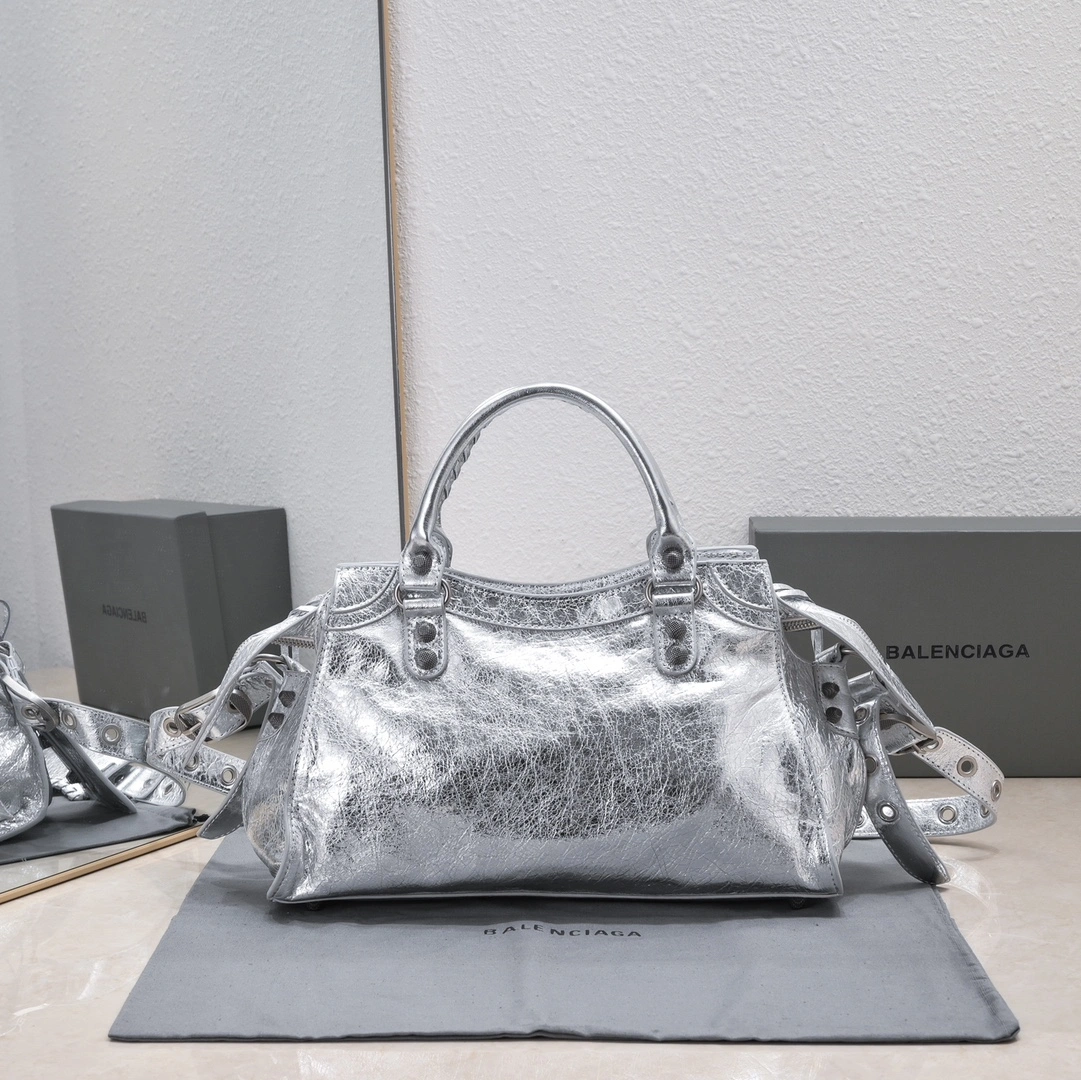 Lightweight Balenciaga NEO CAGOLE Vintage Sheepskin Trapezoid Bag with Mirror 60951