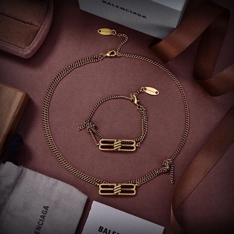 TravelReady Balenciaga Necklaces 215684