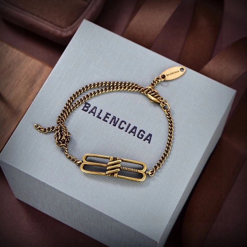 TravelReady Balenciaga Necklaces 215684