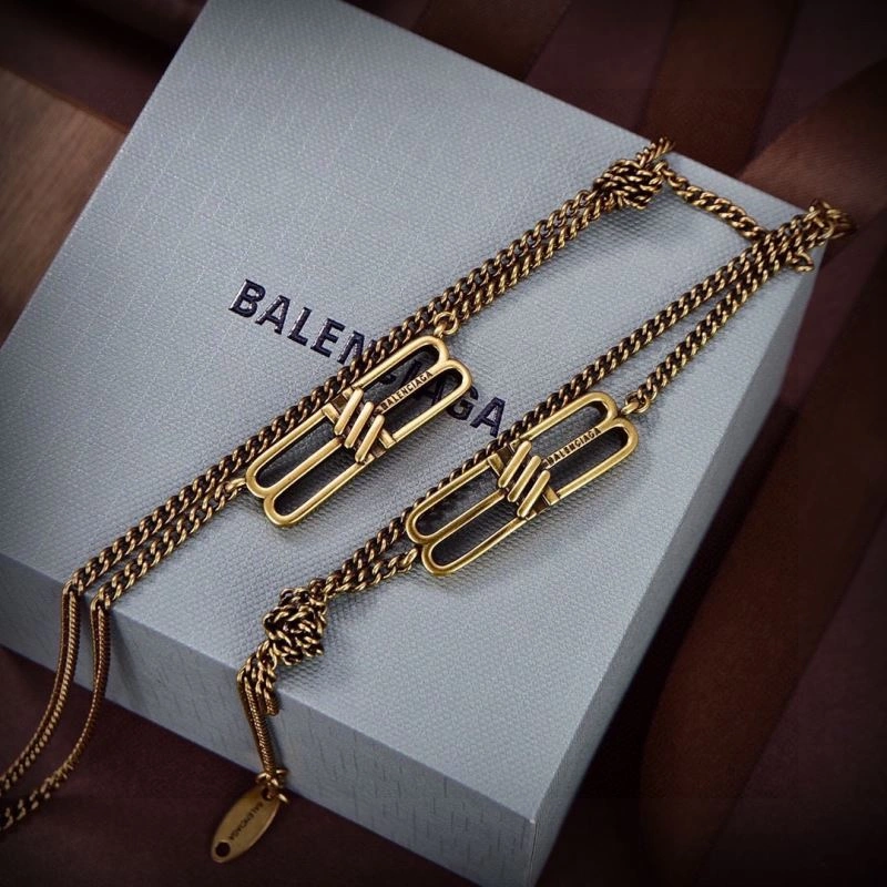TravelReady Balenciaga Necklaces 215684