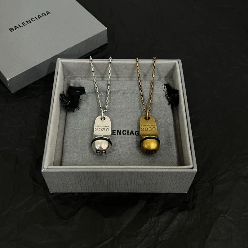Balenciaga Necklaces Reliable 215720
