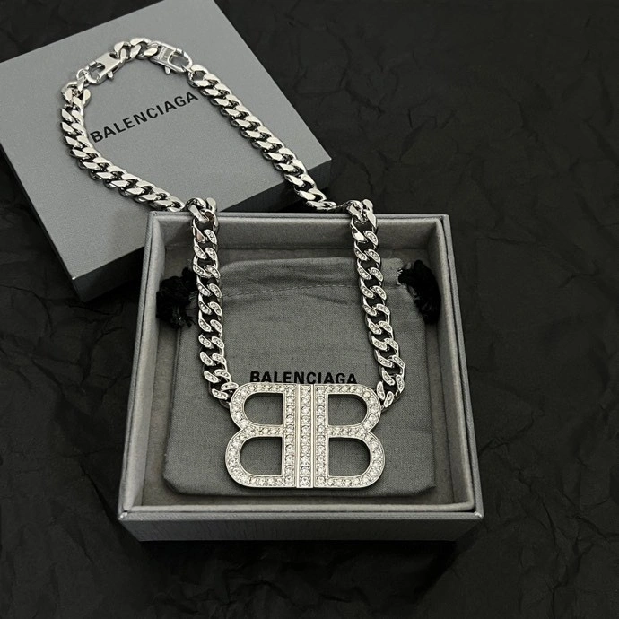 UrbanStyle Balenciaga Necklaces 215645