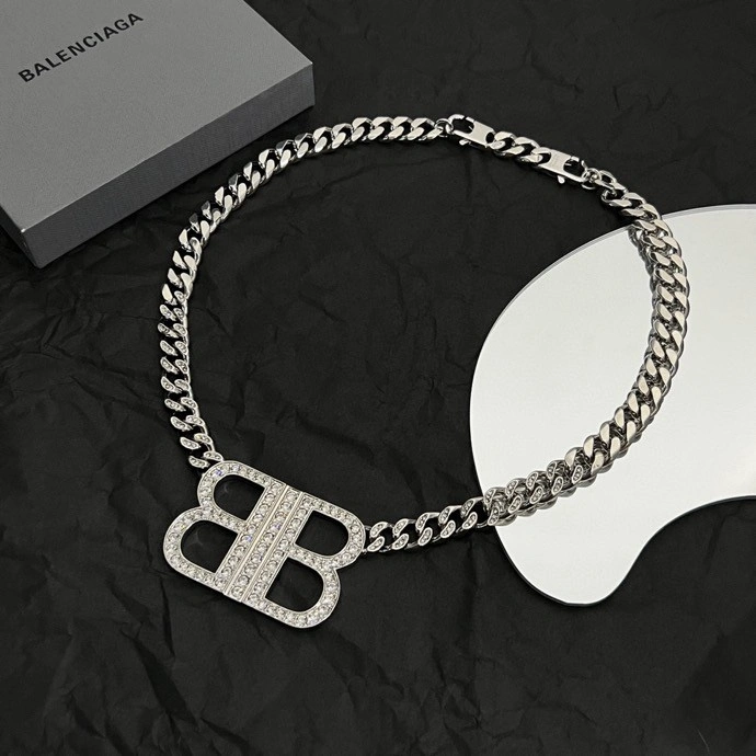 UrbanStyle Balenciaga Necklaces 215645