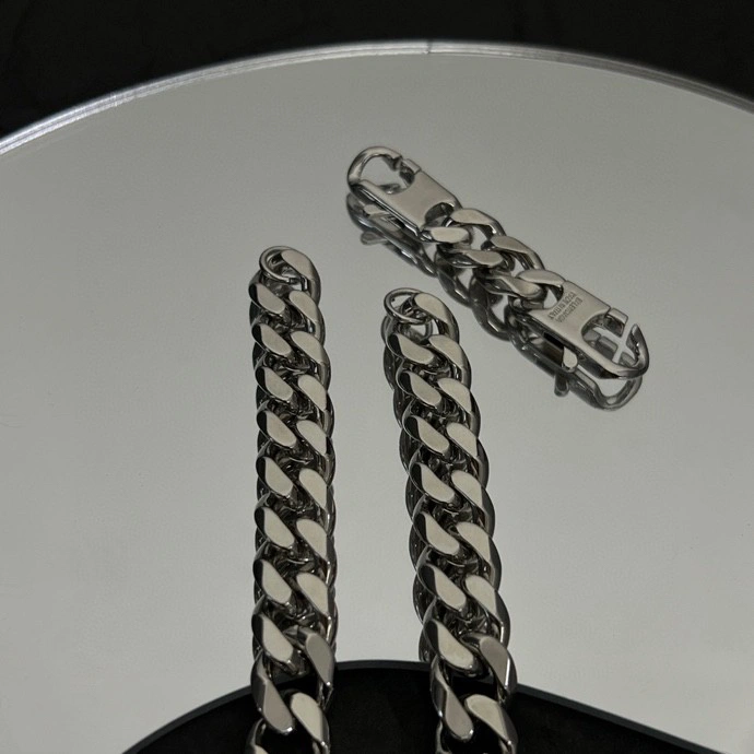 UrbanStyle Balenciaga Necklaces 215645