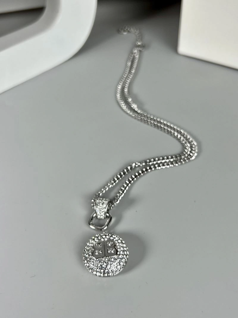 EyeCatching Balenciaga Necklaces 215630