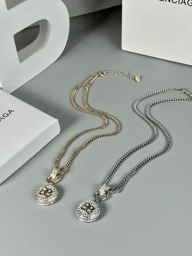 EyeCatching Balenciaga Necklaces 215630