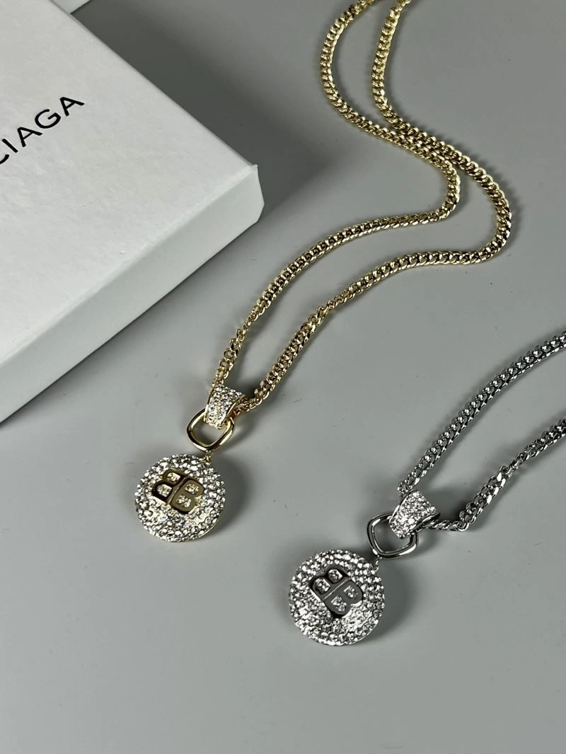 EyeCatching Balenciaga Necklaces 215630