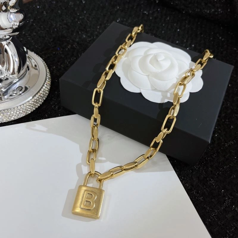 Balenciaga Necklaces Functional 215613