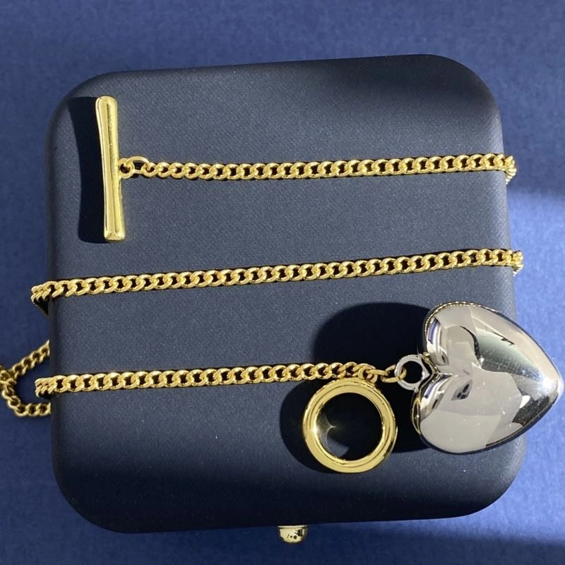 Balenciaga Necklaces Unique 215617