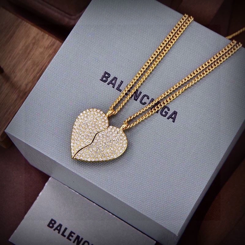 WrinkleFree Balenciaga Necklaces 215614