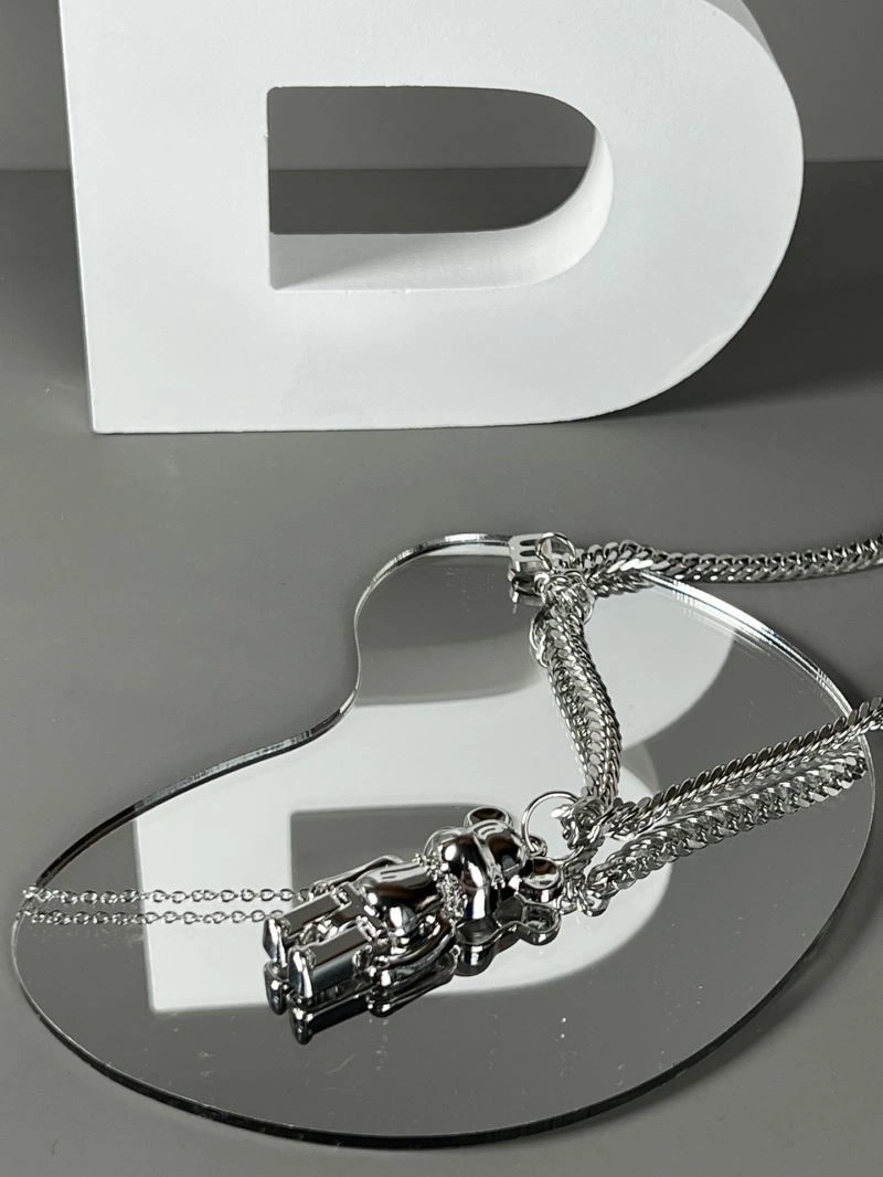 Balenciaga Necklaces Affordable 215586