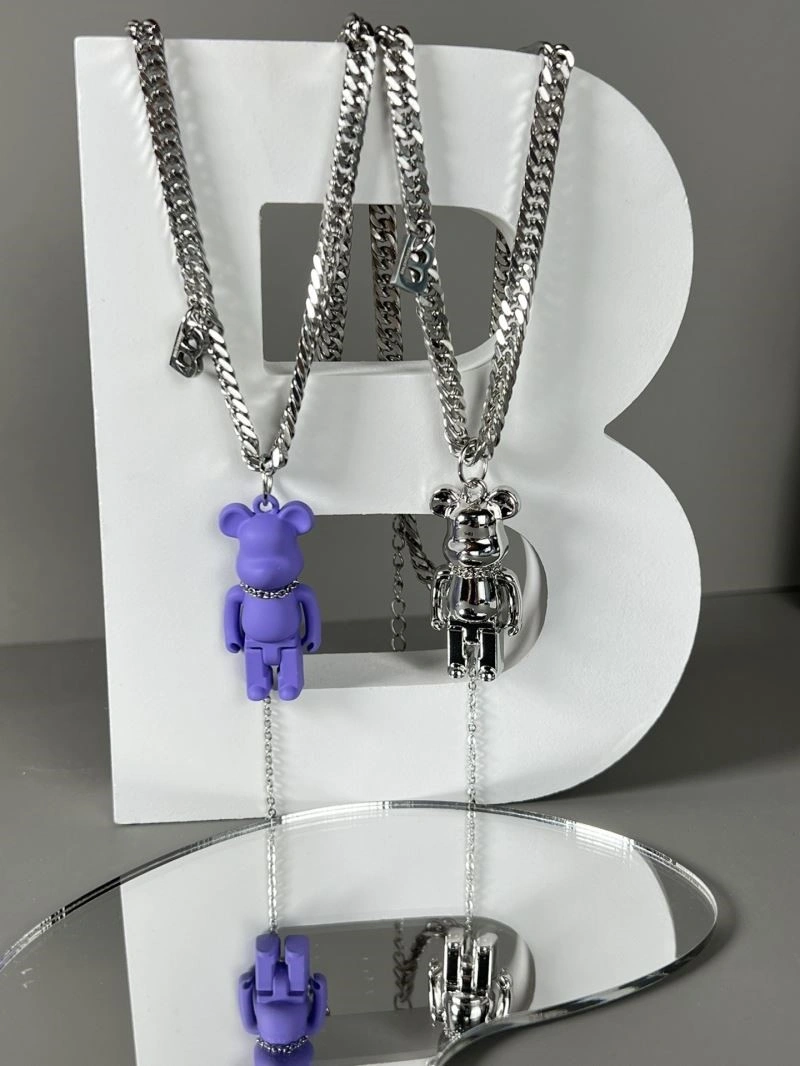 Balenciaga Necklaces Affordable 215586
