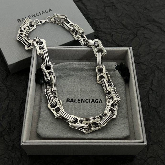Balenciaga Necklaces Youthful 215556