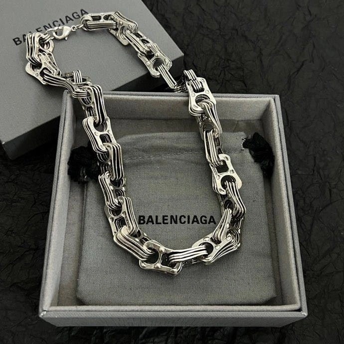 Balenciaga Necklaces Youthful 215556
