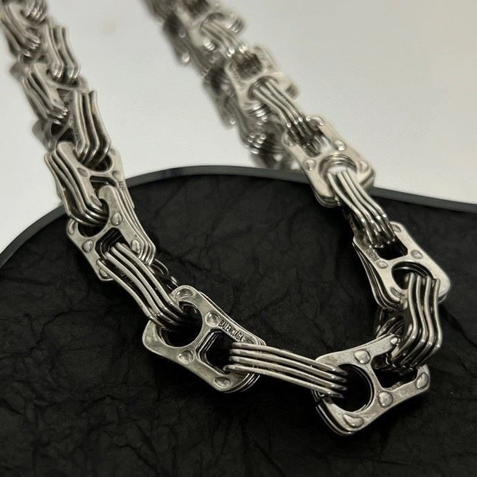 Balenciaga Necklaces Youthful 215556