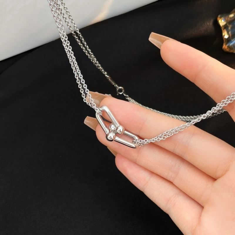 Sophisticated Balenciaga Necklaces 215497