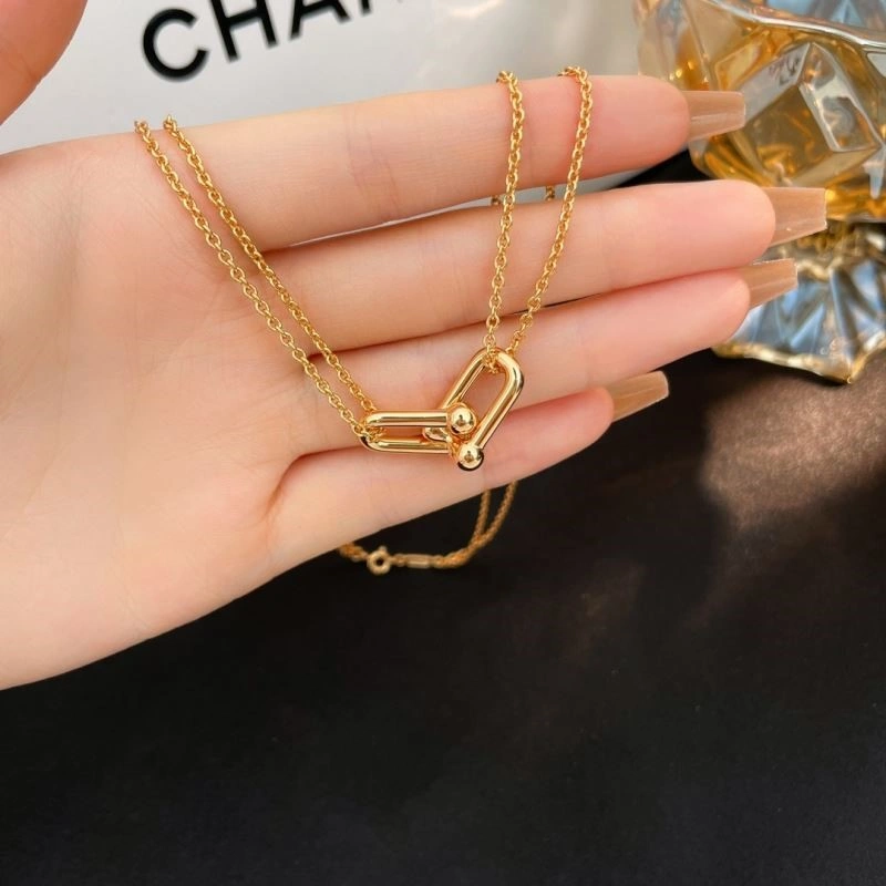 Sophisticated Balenciaga Necklaces 215497