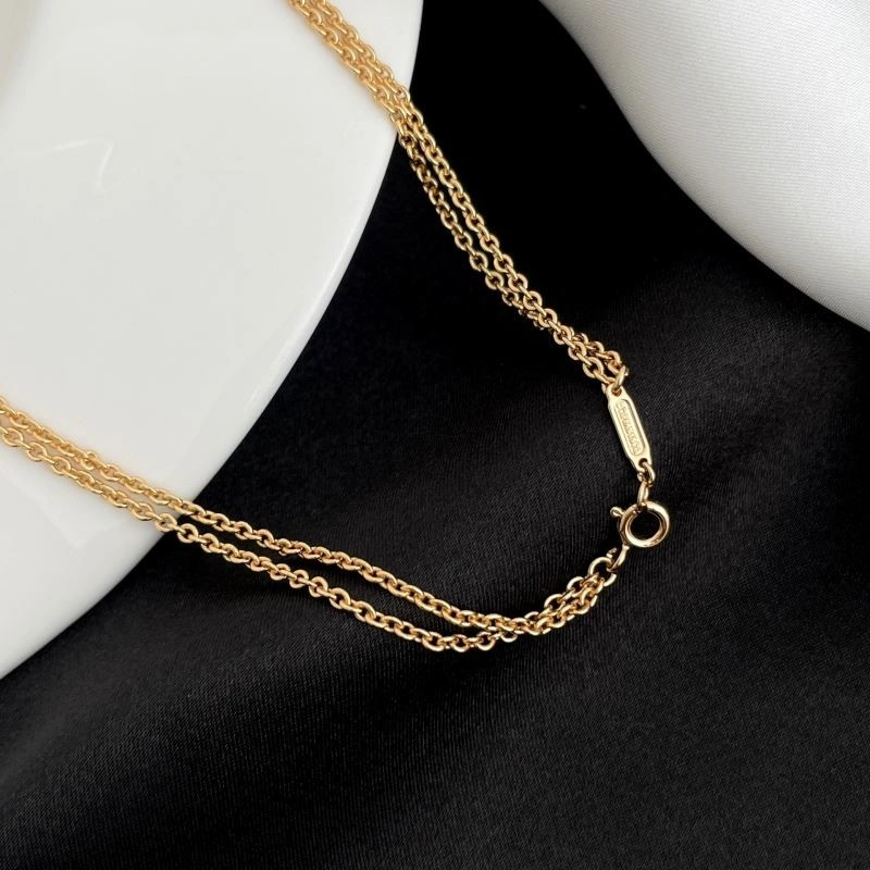 Sophisticated Balenciaga Necklaces 215497
