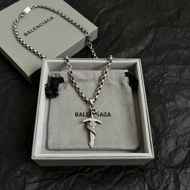 RelaxedFit Balenciaga Necklaces 215440