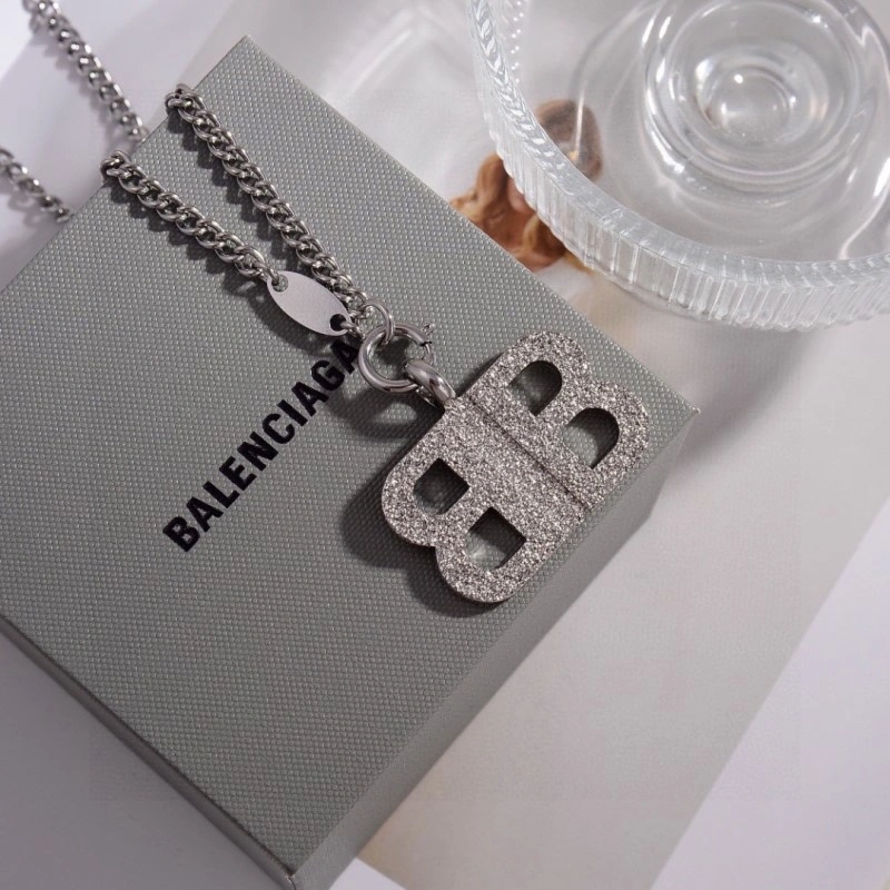 Balenciaga Necklaces Minimalist 215427