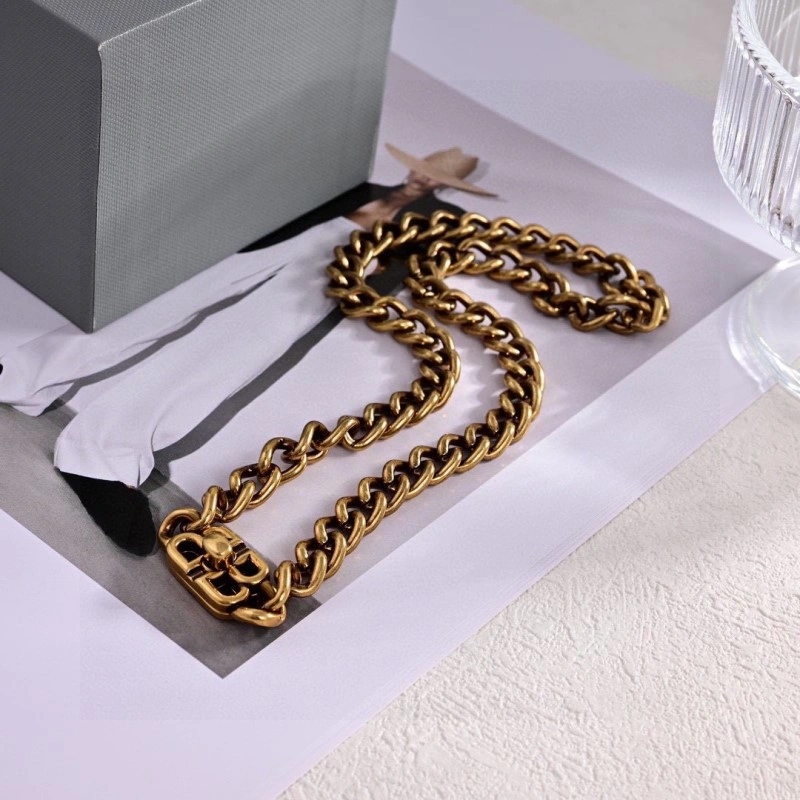 Sustainable Balenciaga Necklaces 215430