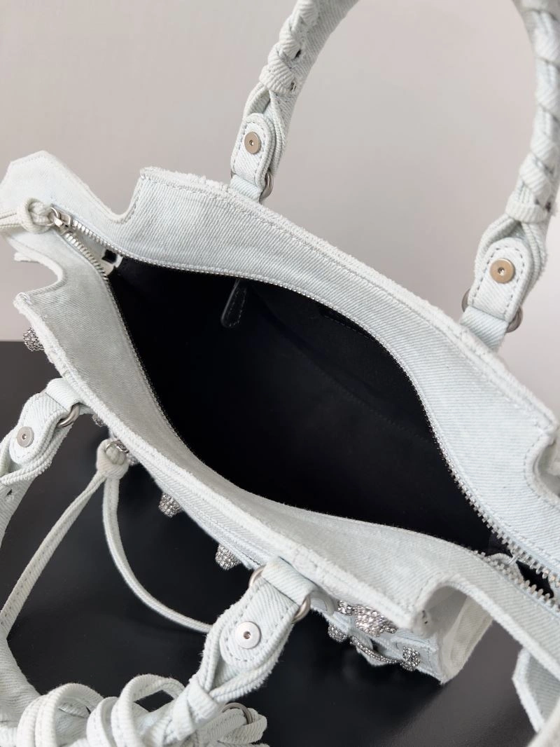 Bright Balenciaga Neo Cagole Distressed Denim Motorcycle Bag 78757