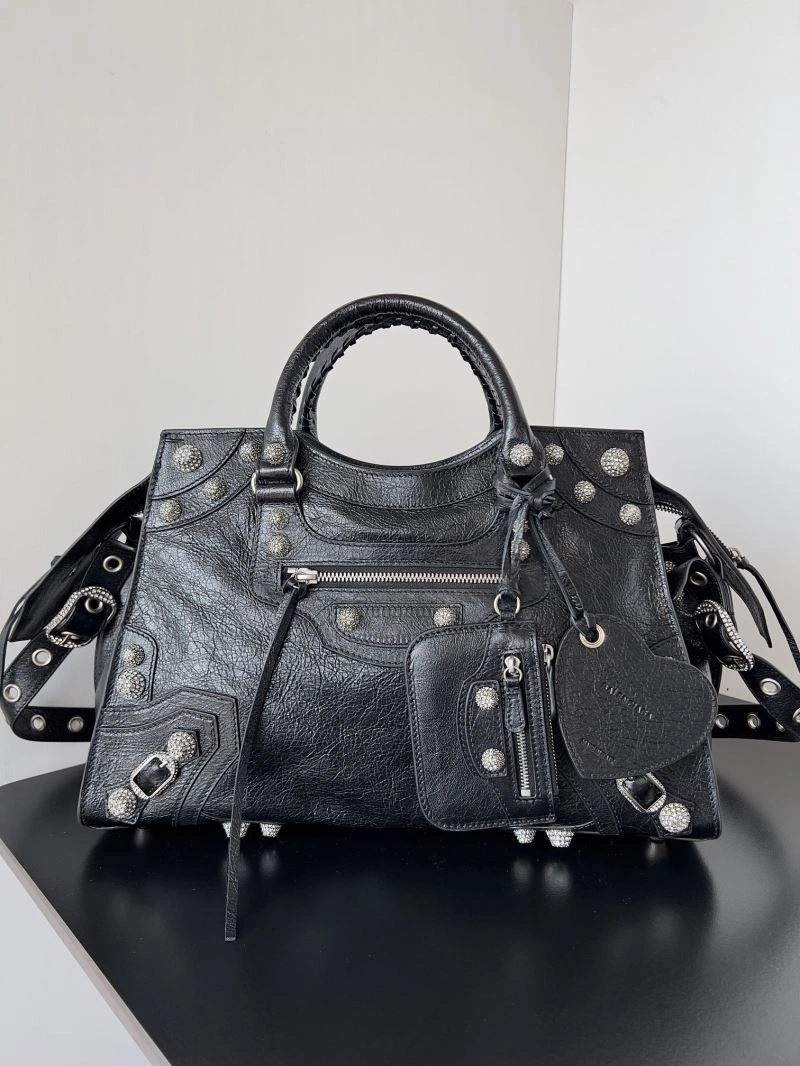 Efficient Balenciaga Neo Cagole Distressed Lambskin Motorcycle Bag with Heart Mirror 66939