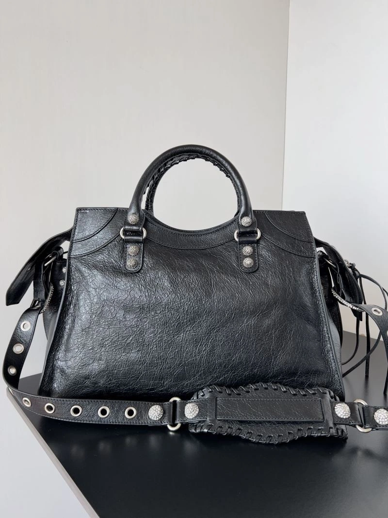 Efficient Balenciaga Neo Cagole Distressed Lambskin Motorcycle Bag with Heart Mirror 66939