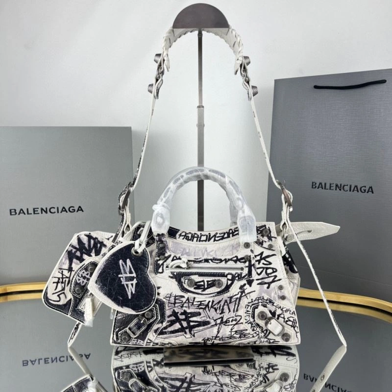 Balenciaga Neo Cagole Heart Mirror Motorcycle Bag EasyCare 78766