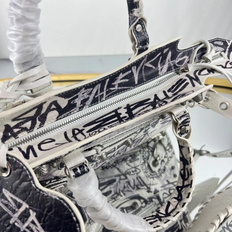 Balenciaga Neo Cagole Heart Mirror Motorcycle Bag EasyCare 78766
