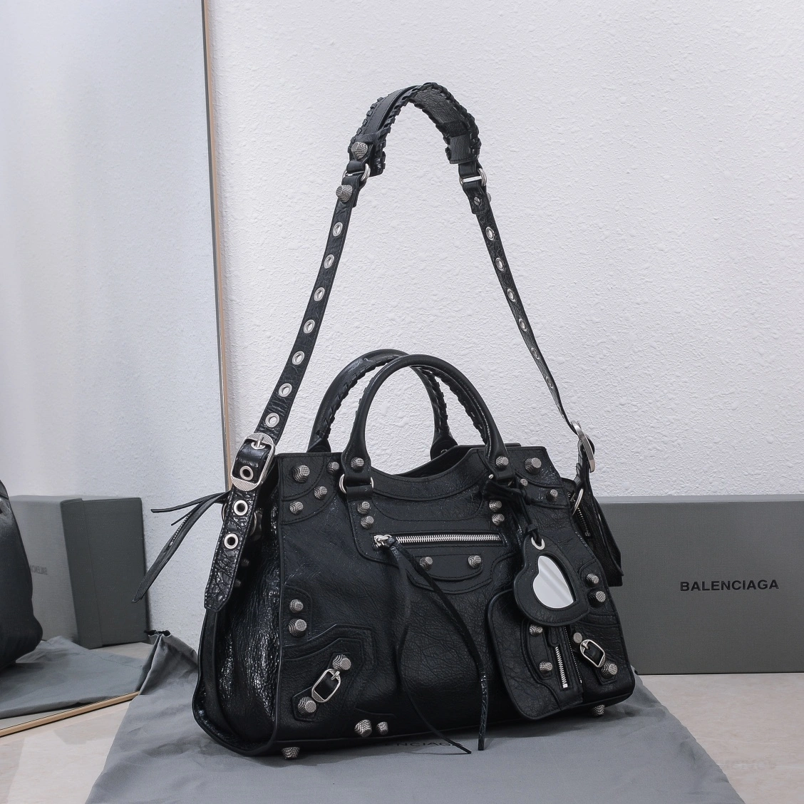 Youthful Balenciaga Neo Cagole Large Motorcycle Bag with Heart Mirror 60948