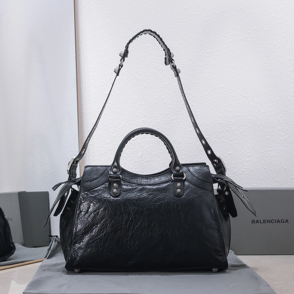 Youthful Balenciaga Neo Cagole Large Motorcycle Bag with Heart Mirror 60948