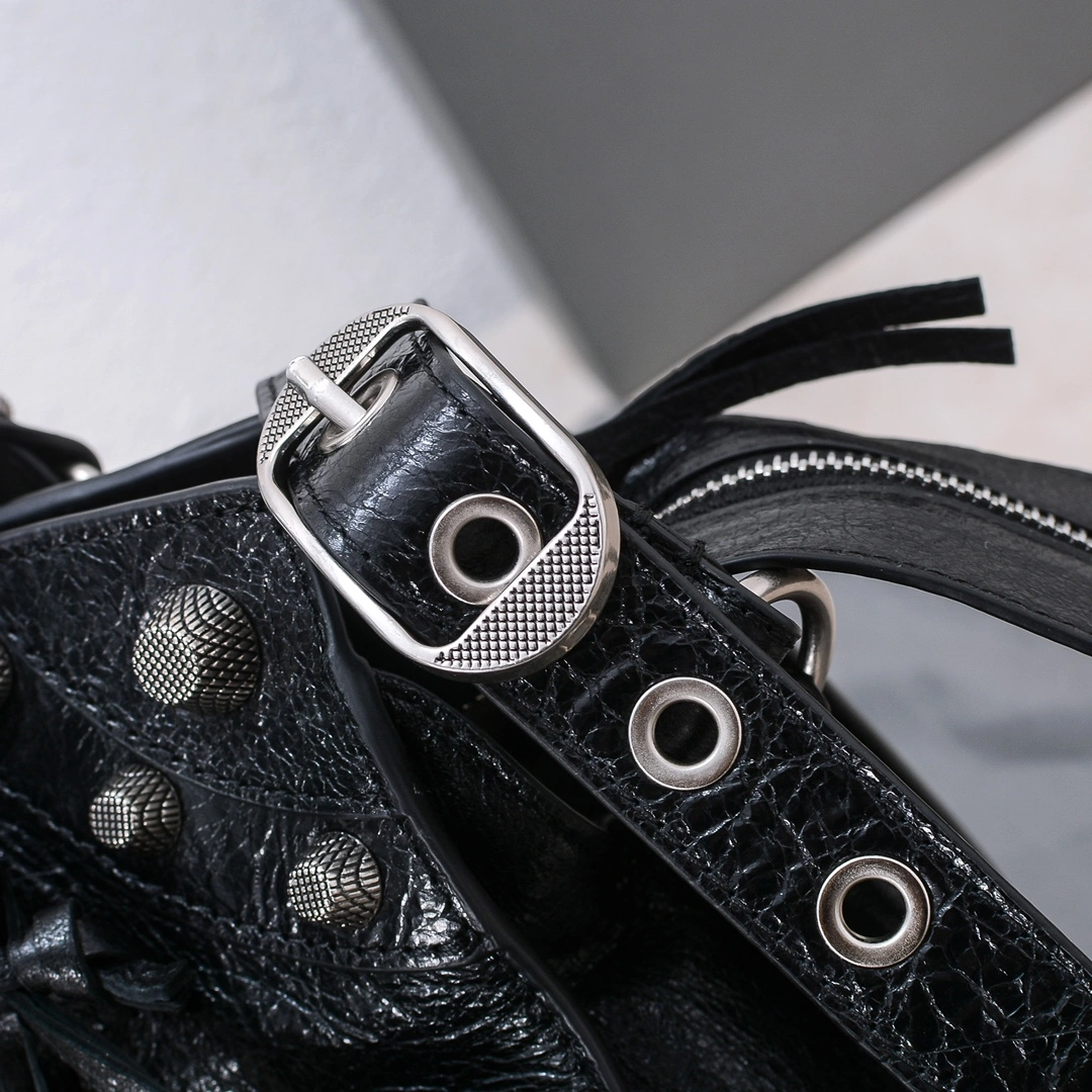Youthful Balenciaga Neo Cagole Large Motorcycle Bag with Heart Mirror 60948