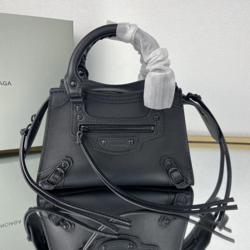 Modern Balenciaga Neo  Studded Motorcycle Handbag - Black 75358