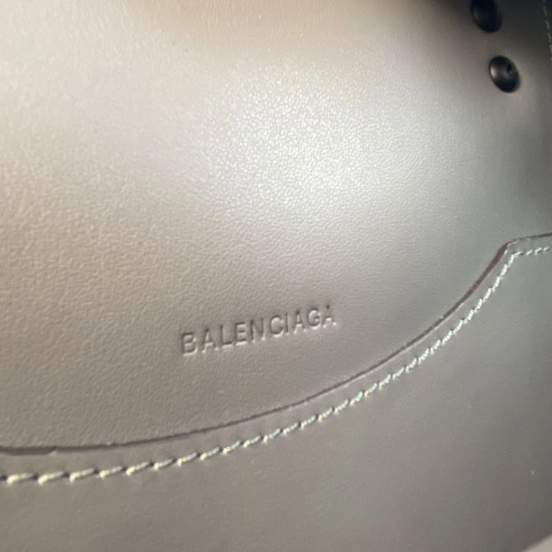 Balenciaga Neo  Trapezoidal Motorcycle Bag Resilient 78355