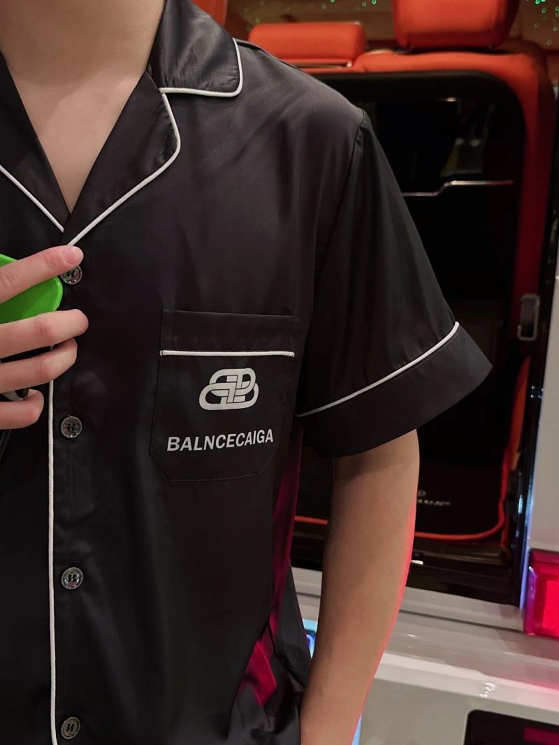 OdorResistant Balenciaga Nightwear 269073