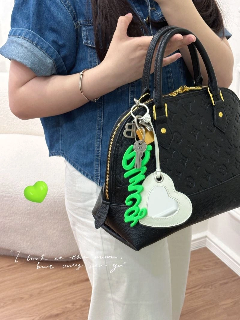 Balenciaga Ornaments Premium 270340