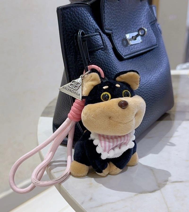OnTrend Balenciaga Ornaments 269318