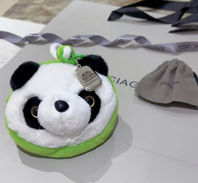 Balenciaga Ornaments EyeCatching 269305
