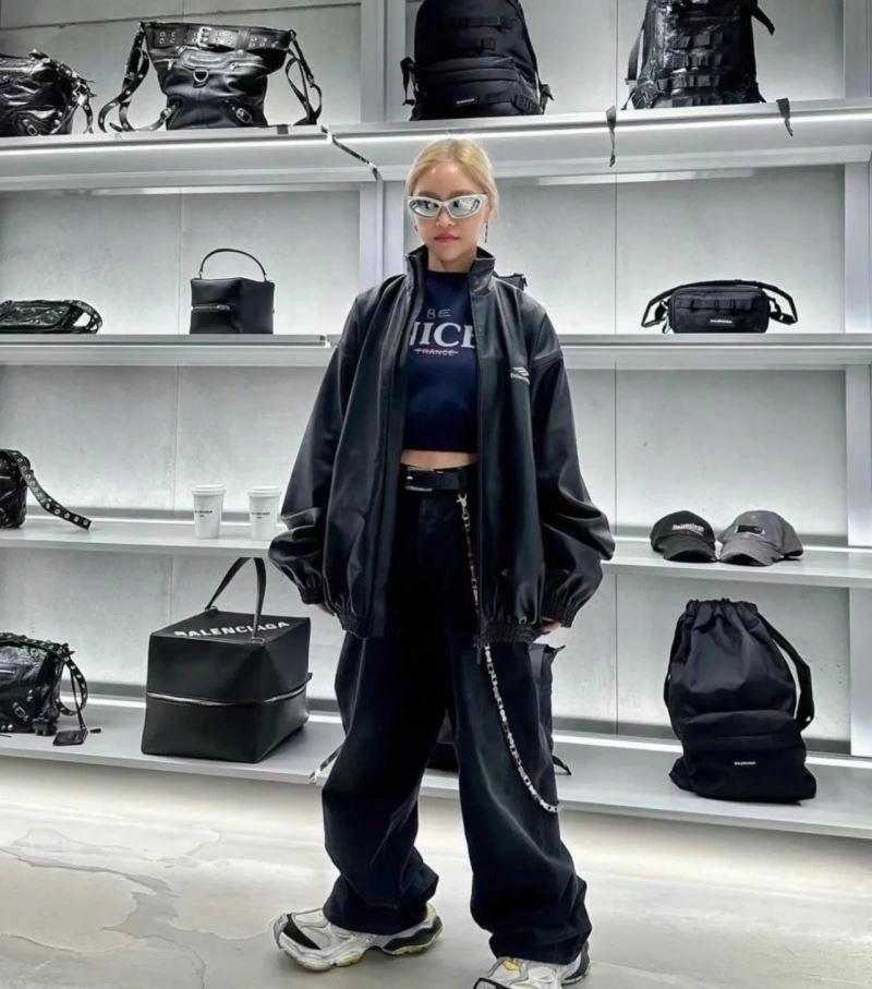 Balenciaga Outwear HighPerformance 98681
