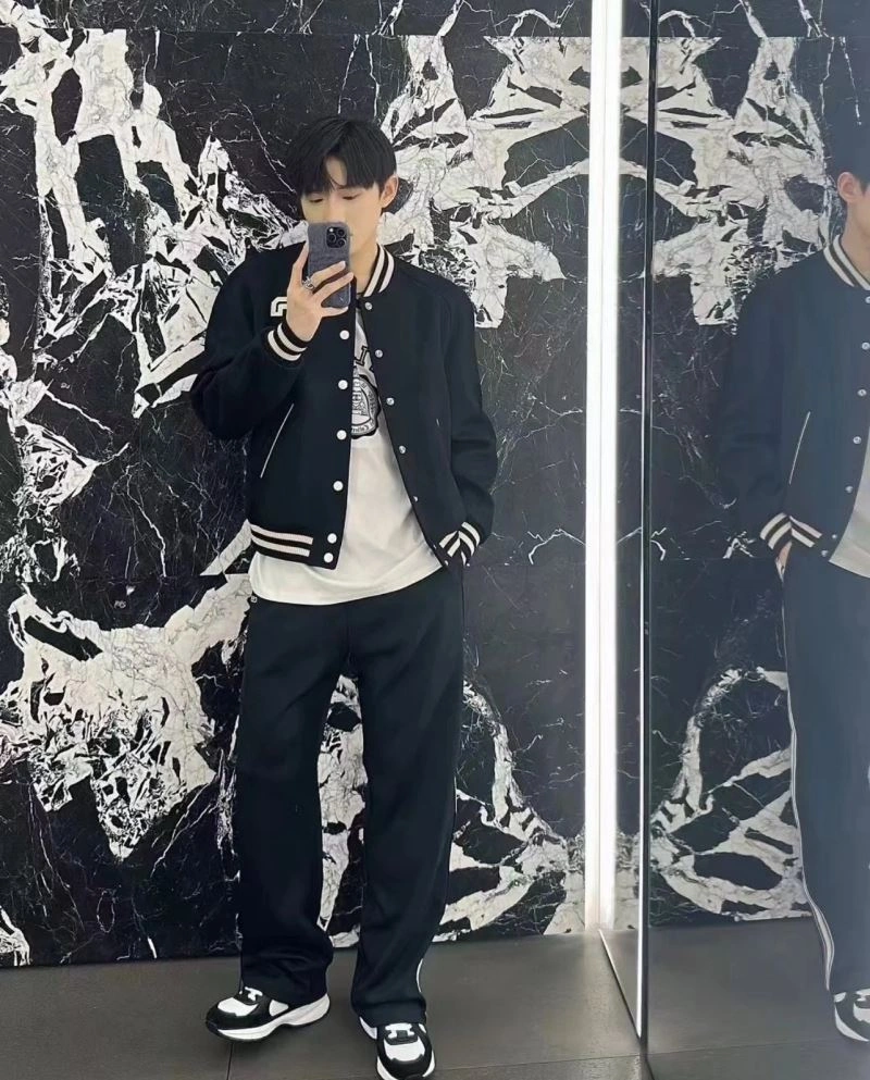 Lightweight Balenciaga Outwear 98719