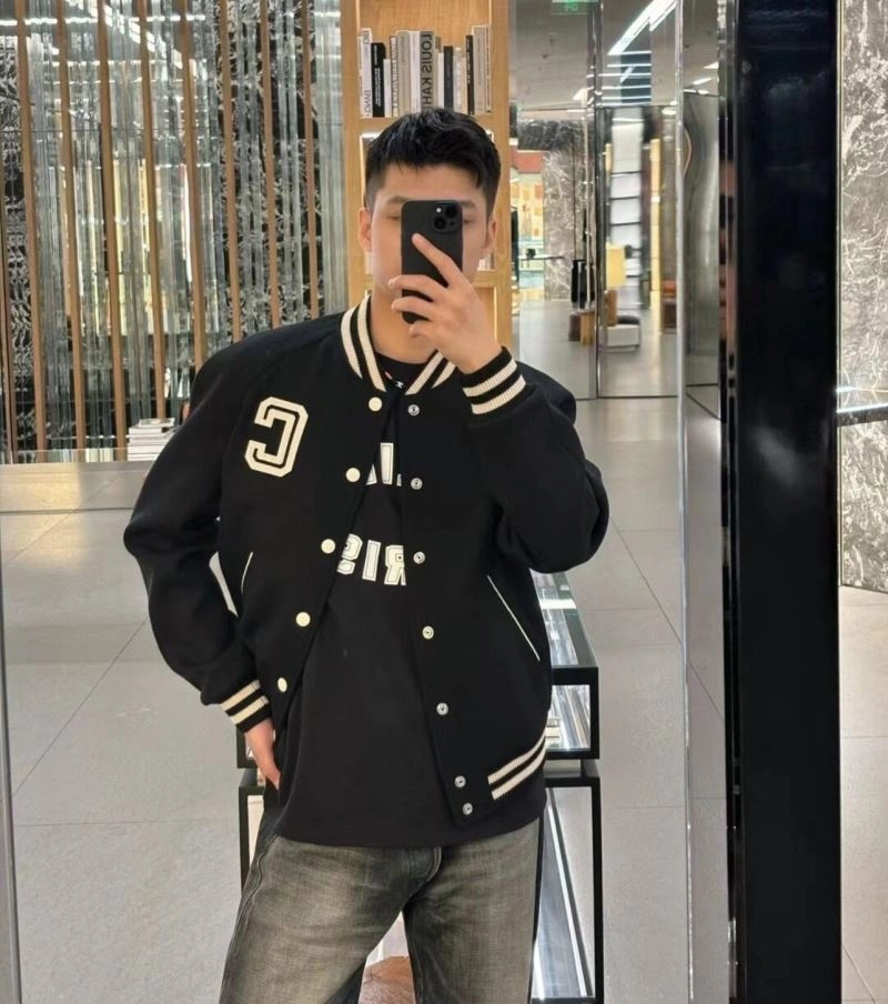Lightweight Balenciaga Outwear 98719