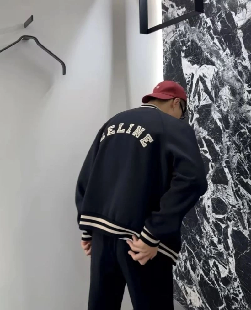 Lightweight Balenciaga Outwear 98719