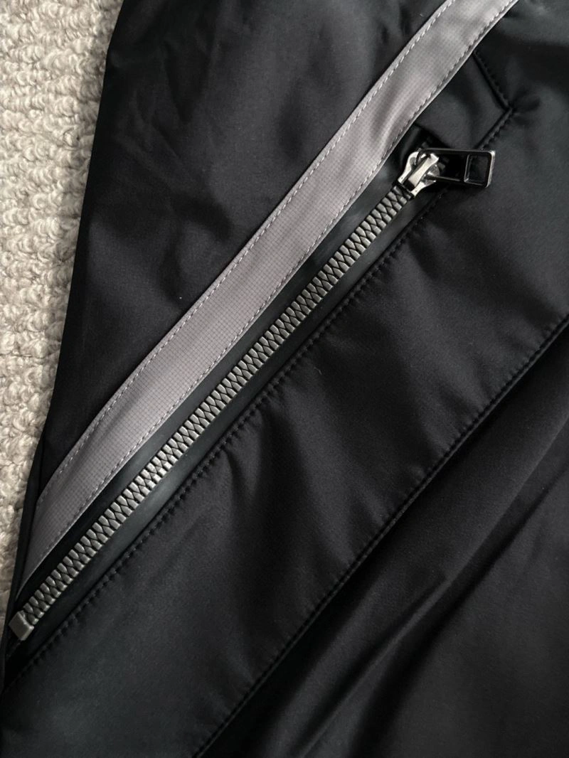 Flexible Balenciaga Outwear 98639