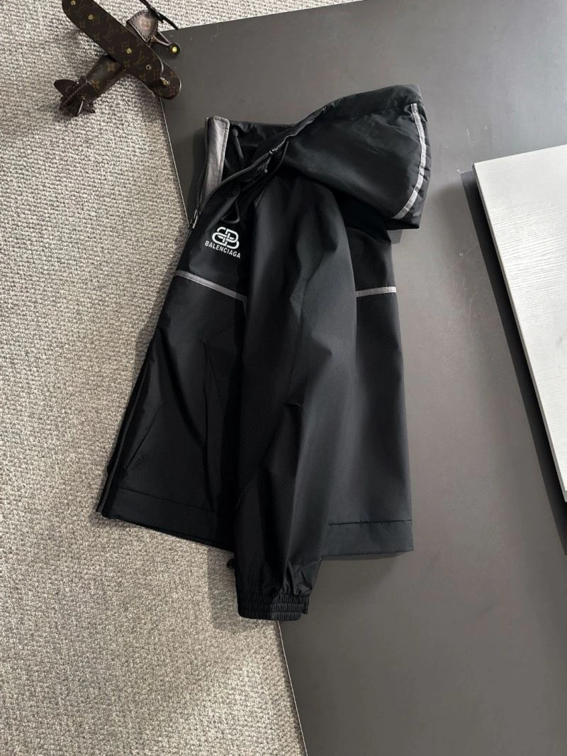 Flexible Balenciaga Outwear 98639