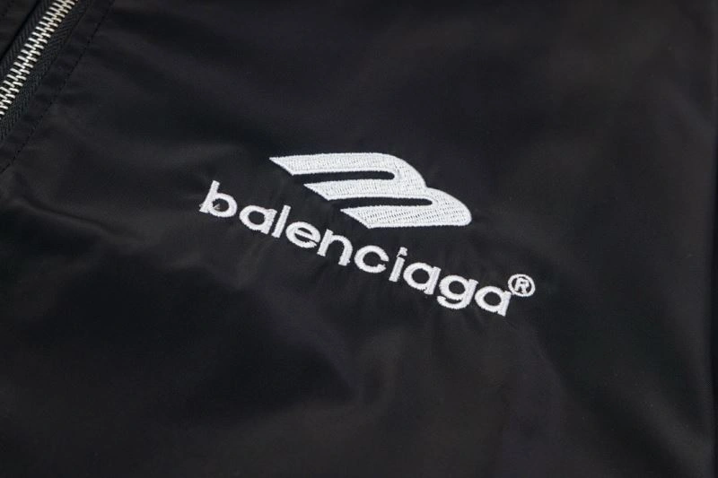 Balenciaga Outwear QuickDry 98641